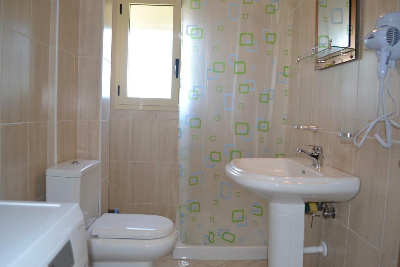 Seaview Bay & Private Garage Vlore
